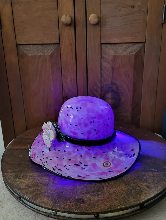 Glass Hat Bowl - Picture 11 of 14